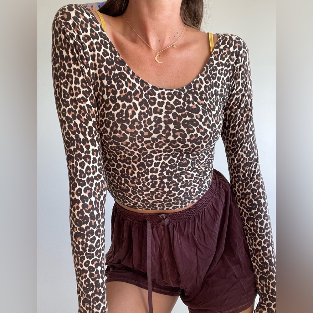 Leopard print tight American apparel Top XS